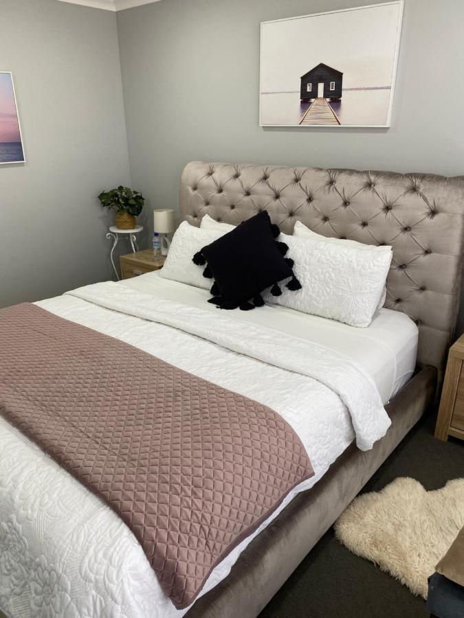 The Hutt On Mandurah Marina Apartment Luaran gambar