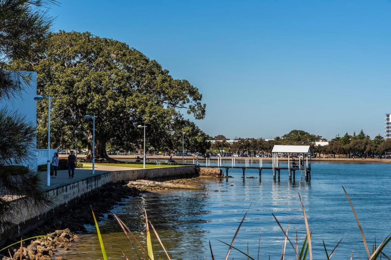 The Hutt On Mandurah Marina Apartment Luaran gambar